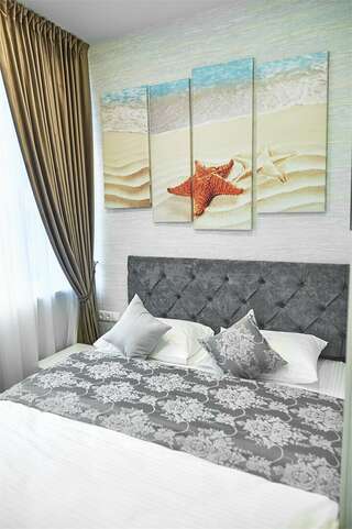 Гостиница July hotel Ставрополь Двухместный стандарт с двуспальной кроватью (9)-1